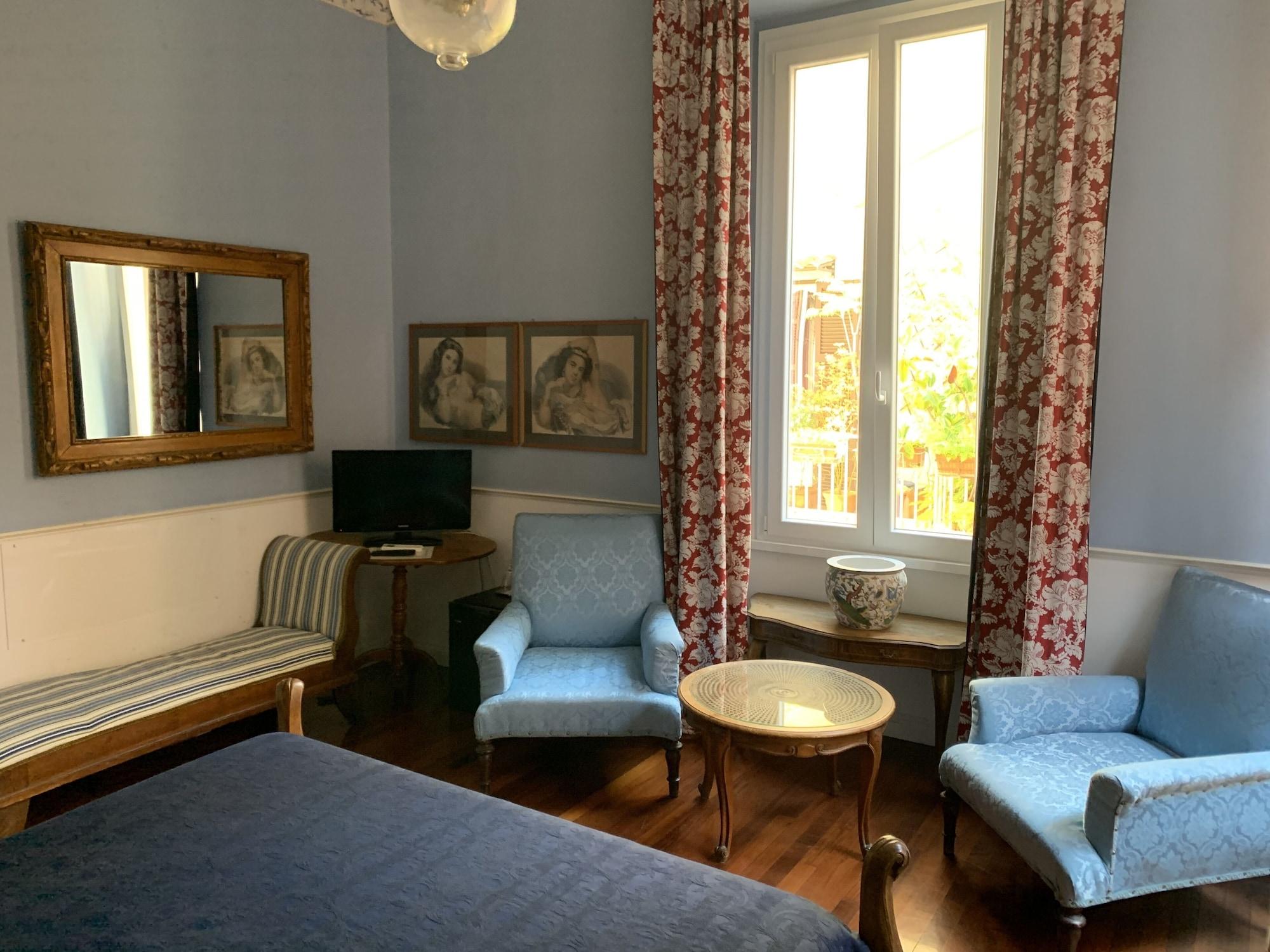 Relais Teatro Argentina Bed & Breakfast Roma Exterior foto