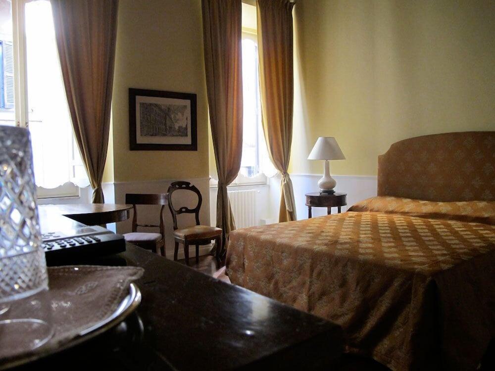 Relais Teatro Argentina Bed & Breakfast Roma Exterior foto